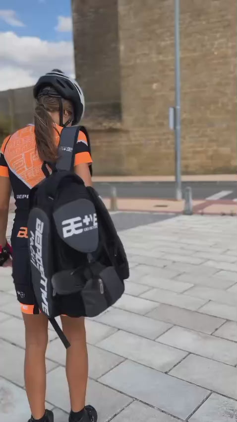 Inline and quad skating bag